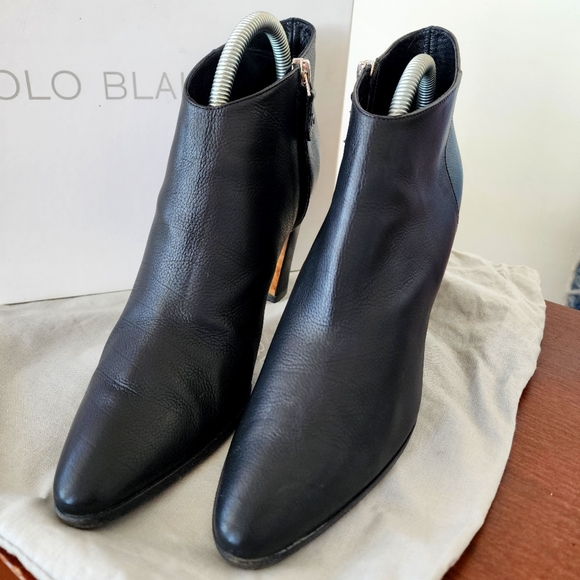 Manolo Blahnik Ankle boot - Picture 2 of 5